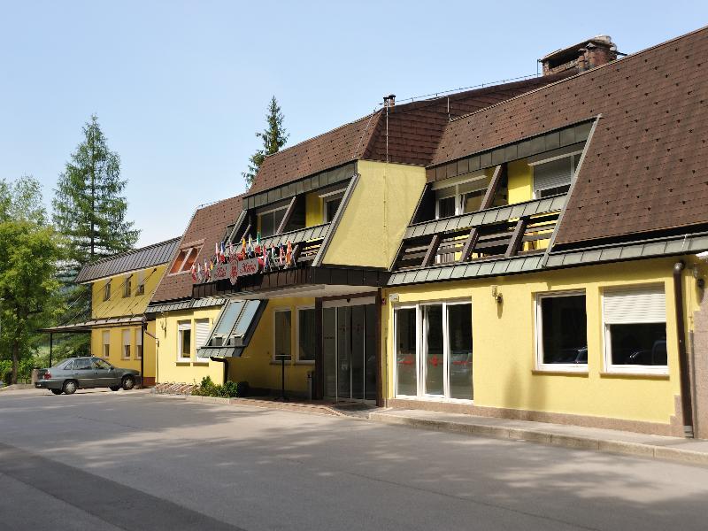 Hotel Medno מראה חיצוני תמונה